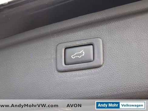 Used 2016 Subaru Outback 2.5i Limited image 14