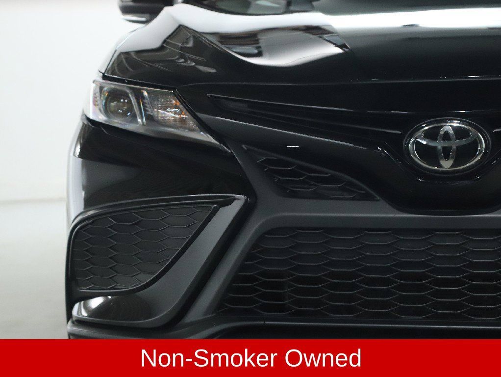 Used 2024 Toyota Camry SE FWD image 8