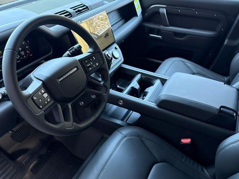 New 2026 Land Rover Defender 110 S AWD/4WD image 4