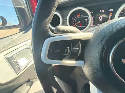 Used 2020 Jeep Wrangler Unlimited Sahara image 24