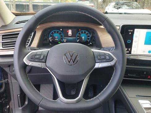 New 2026 Volkswagen Atlas SE image 22