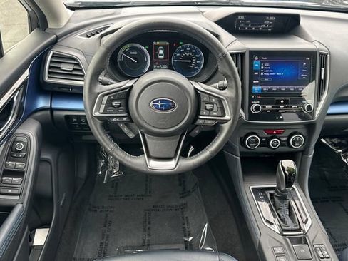 Used 2019 Subaru Crosstrek Hybrid w/ Moonroof Package w/Navigation AWD/4WD image 16