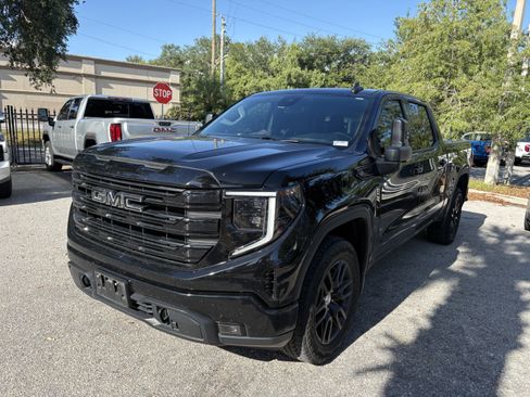 Used 2023 GMC Sierra 1500 Elevation w/ X31 Off-Road Package AWD/4WD image 3
