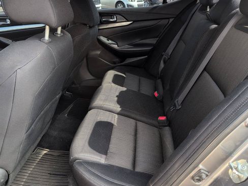 Used 2019 Nissan Maxima 3.5 S w/ Floor Mat Group FWD image 32