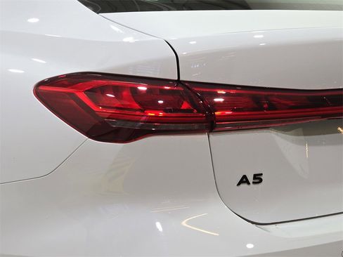 Used 2025 Audi A5 2.0T Prestige w/ 19" Wheel Package image 35