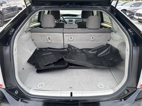 Used 2015 Toyota Prius Two image 26