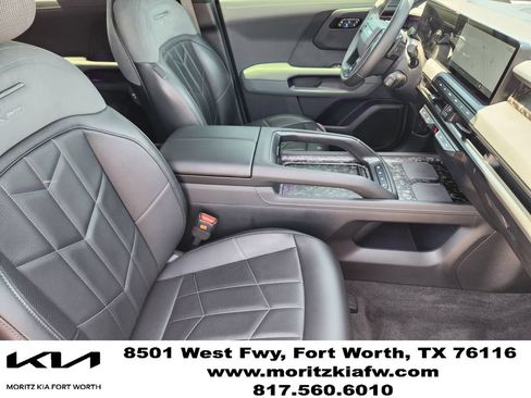 Used 2027 Kia Telluride SX Prestige X-Pro AWD/4WD image 13