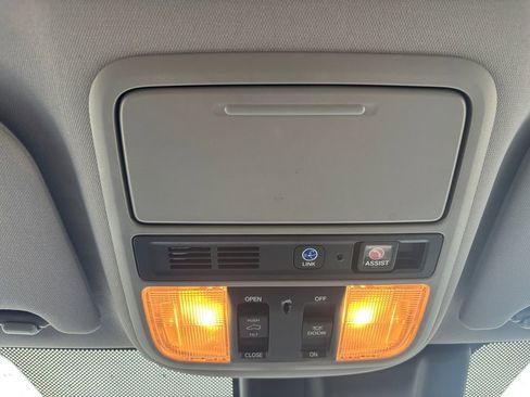 Used 2018 Honda Odyssey Touring image 22