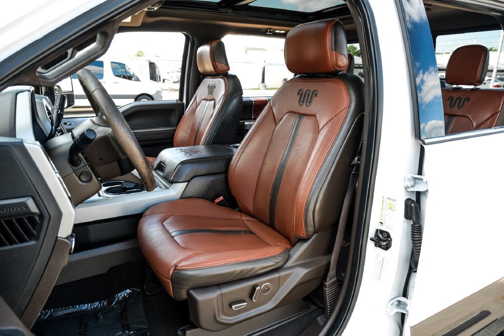 Used 2019 Ford F250 King Ranch w/ King Ranch Ultimate Package AWD/4WD image 39