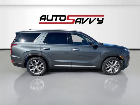 Used 2022 Hyundai Palisade SEL w/ 8P Bench Seat Package image 8