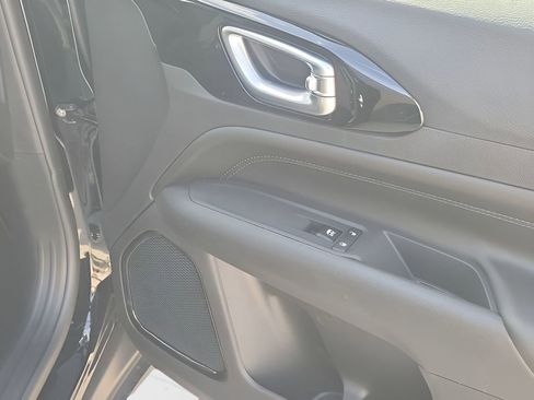 New 2026 Jeep Compass Latitude image 48