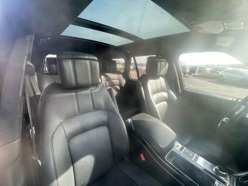 Used 2021 Land Rover Range Rover P525 Westminster Edition image 12
