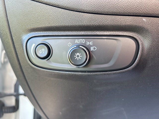 Used 2022 Chevrolet Equinox LS w/ LPO, Floor Liner Package FWD image 19