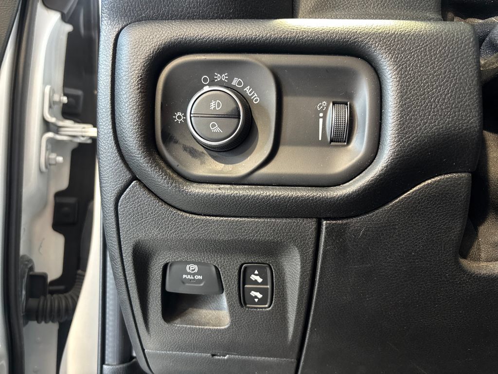 Used 2020 RAM 1500 Lone Star RWD image 22