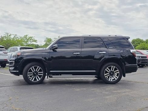 Used 2021 Toyota 4Runner Limited AWD/4WD image 26