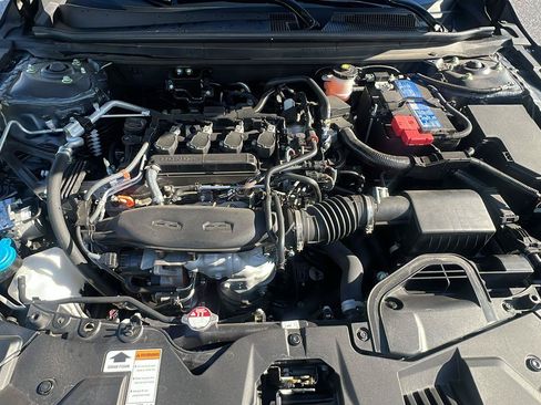 Used 2025 Honda Accord SE image 10
