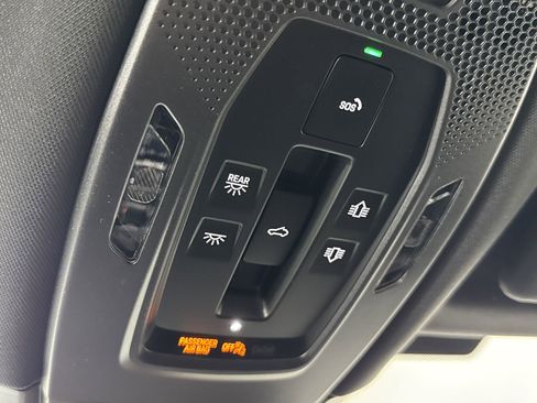 New 2025 Porsche Panamera 4 image 31