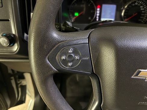 Used 2019 Chevrolet Silverado 2500 W/T AWD/4WD image 15