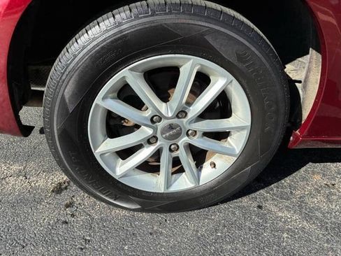 Used 2019 Dodge Grand Caravan SXT FWD image 28