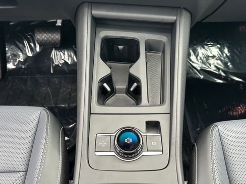 New 2026 Volkswagen Tiguan SE image 34