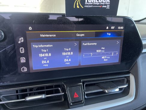 Used 2024 Chevrolet TrailBlazer LT FWD image 31