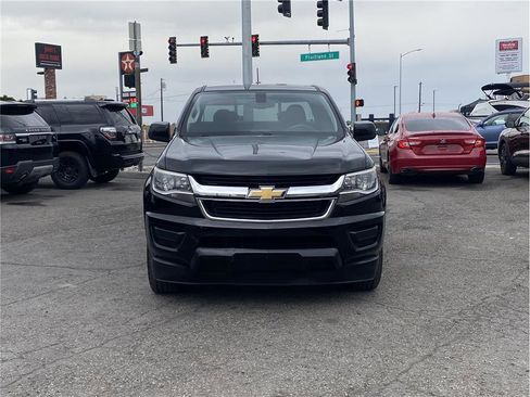 Used 2016 Chevrolet Colorado LT RWD image 2