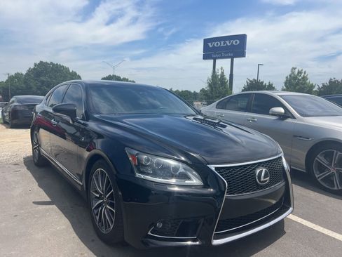 Used 2013 Lexus LS 460 w/ F-Sport Pkg RWD image 7