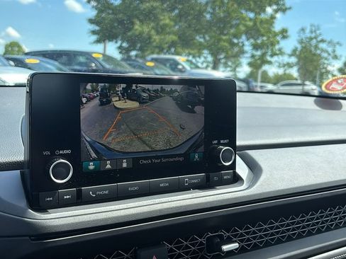 Certified 2024 Honda Accord EX image 22