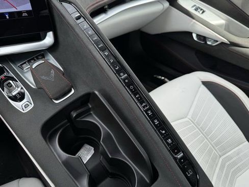 Used 2023 Chevrolet Corvette Z06 RWD image 21