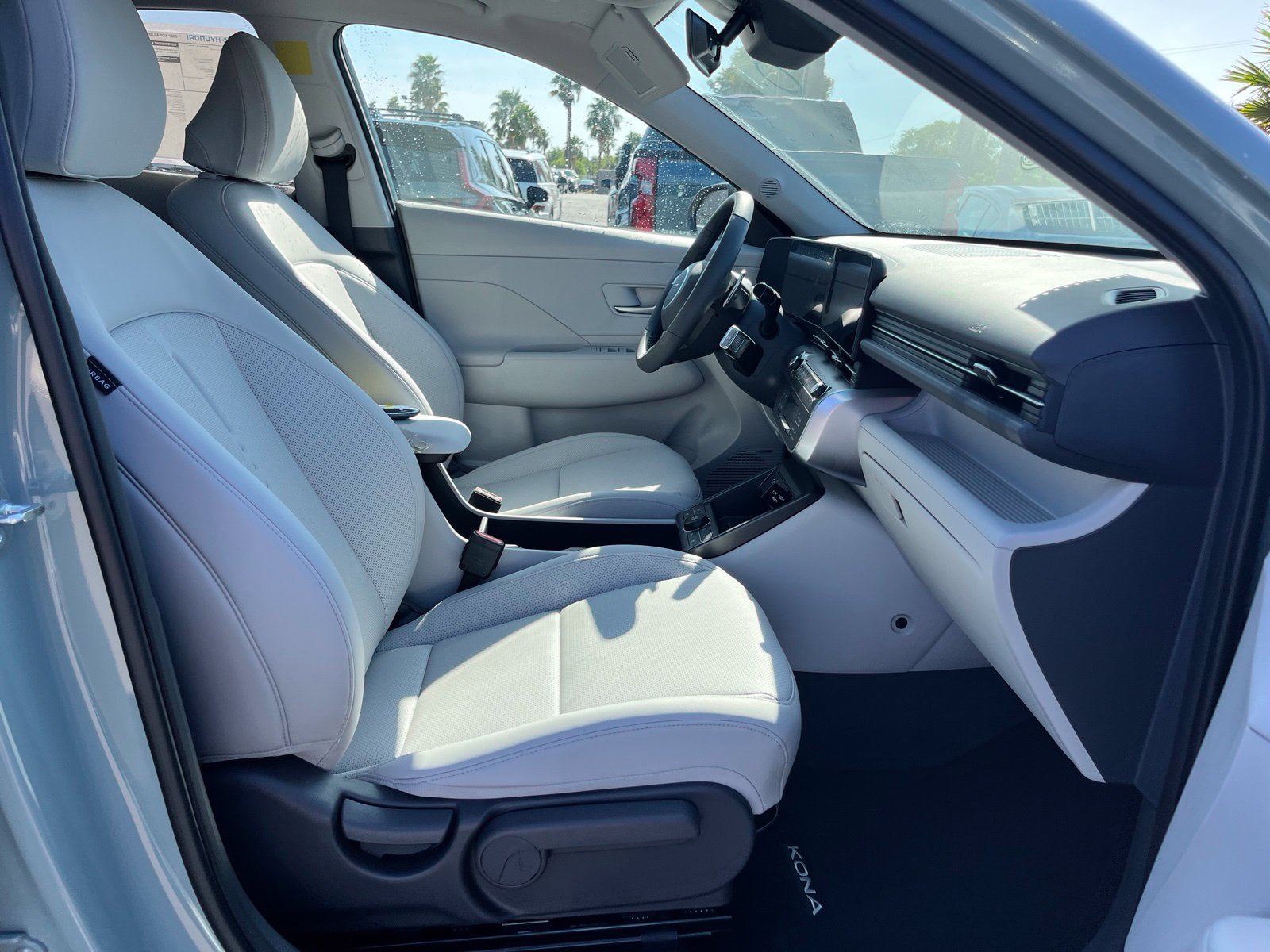 New 2027 Hyundai Kona Limited FWD image 21