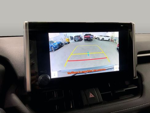 Used 2024 Toyota RAV4 LE AWD/4WD image 27