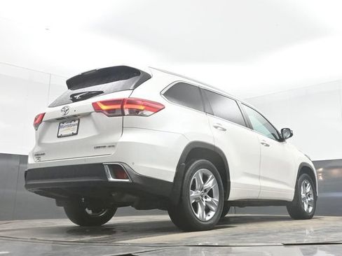 Used 2019 Toyota Highlander Limited AWD/4WD image 49
