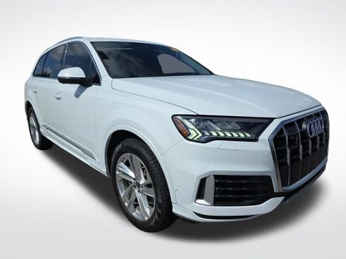 Used 2023 Audi Q7 3.0T Premium Plus w/ Premium Plus Package AWD/4WD image 2
