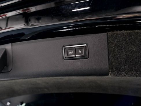 Used 2021 Bentley Bentayga w/ First Edition Specification AWD/4WD image 49