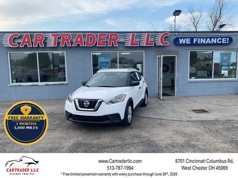 Used 2018 Nissan Kicks S FWD image 1