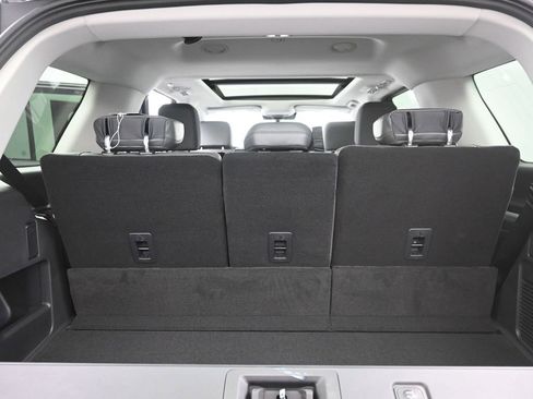 New 2025 Ford Expedition Active RWD image 2