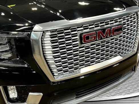 Used 2023 GMC Yukon Denali w/ Denali Reserve Package AWD/4WD image 31
