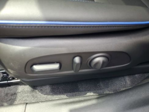 Used 2025 Buick Envista Sport Touring w/ Convenience I Package FWD image 7