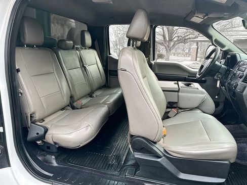 Used 2019 Ford F450 XL w/ Snow Plow Prep Package image 15