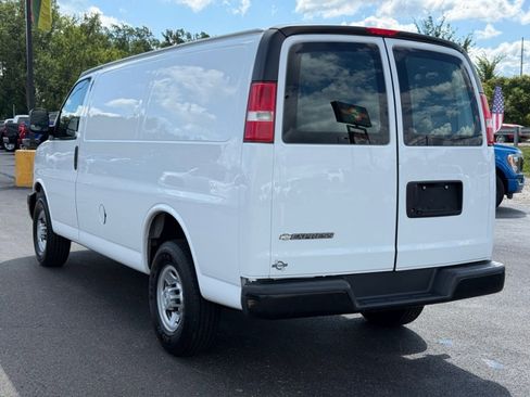 Used 2018 Chevrolet Express 2500 image 6