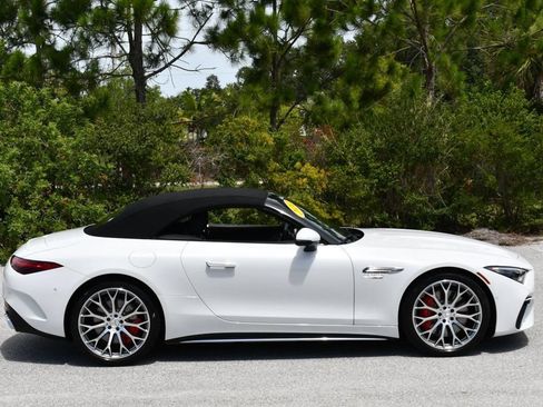 Used 2024 Mercedes-Benz SL 55 AMG 4MATIC image 49