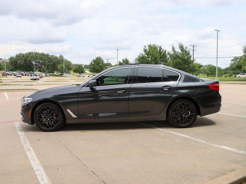 Used 2018 BMW 530i xDrive AWD/4WD image 4