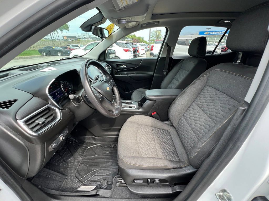 Used 2020 Chevrolet Equinox LT AWD/4WD image 19