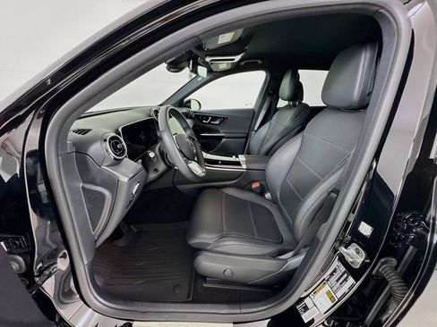 Used 2026 Mercedes-Benz GLC 300 image 22