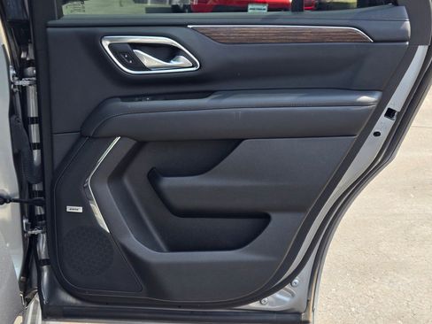 Used 2023 Chevrolet Tahoe High Country image 9