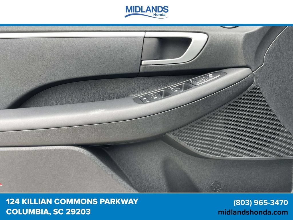 Used 2025 Hyundai Sonata SE FWD image 15