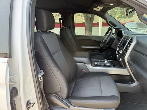 Used 2020 Ford Expedition XLT RWD image 28