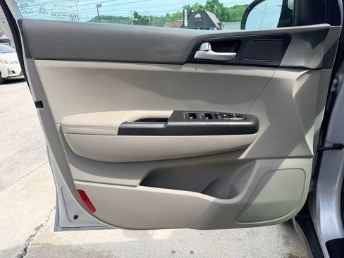 Used 2019 Kia Sportage LX w/ LX Popular Package AWD/4WD image 22