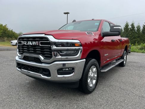 Used 2026 RAM 2500 Big Horn AWD/4WD image 7