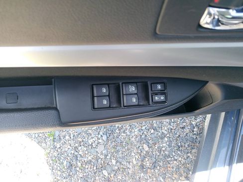 Used 2014 Subaru Legacy 2.5i Premium AWD/4WD image 15